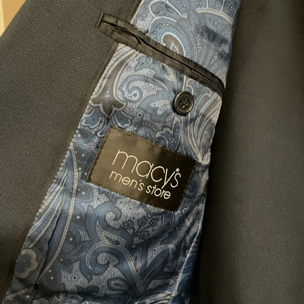 Men’s Navy Blue Suit and Pants - Picture 2 of 4